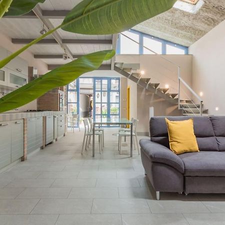 San Bartolomeo Loft Guest House 皮亚琴察 外观 照片